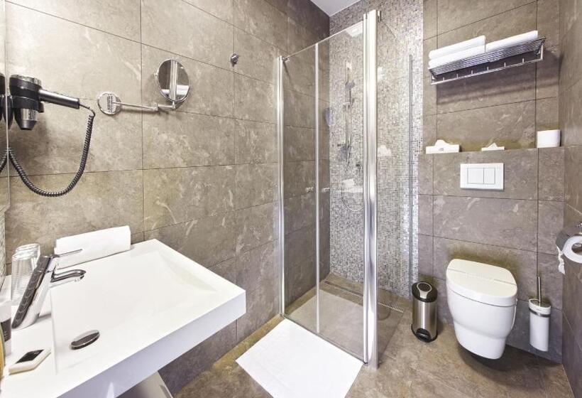 Номер Стандарт Трехместный, Wellness Hotel Abácie