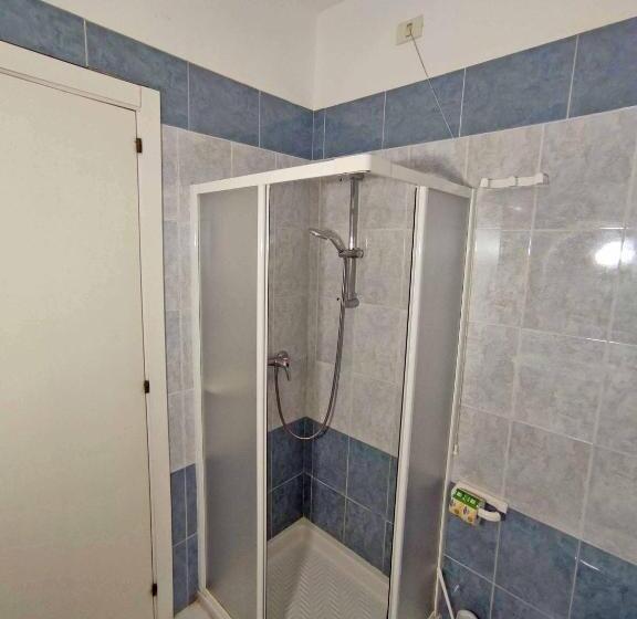 Chambre Triple Standard Vue Mer, Picchio Hotel Pescoluse