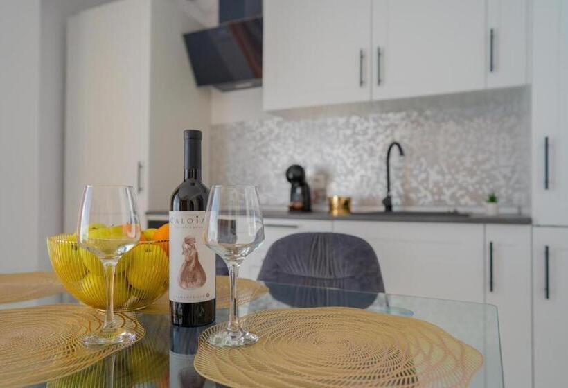 带1个卧室的豪华公寓, Bel Air Mamaia Nord  Apartament Delux