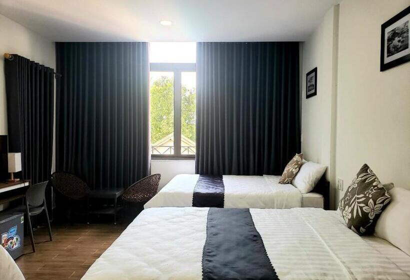 اتاق لوکس خانوادگی, Golden Star Villa Hue