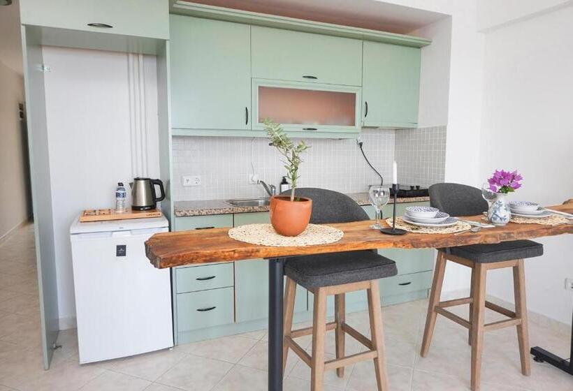 Suite Deluxe Vista Mare, Cumbalıca Beach