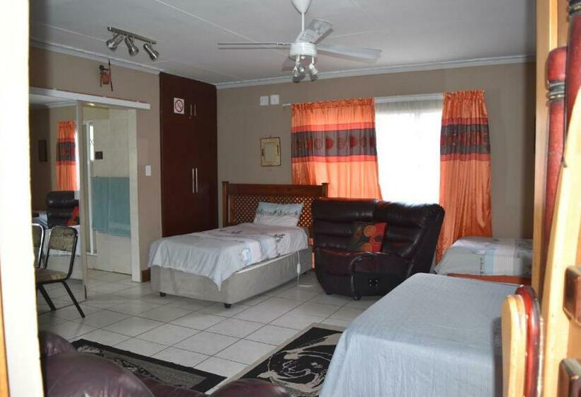 디럭스 패밀리 룸, African Elephant Guesthouse