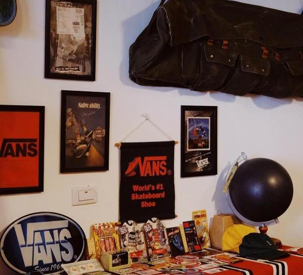 تختخواب در اتاق مشترک, 小帳篷