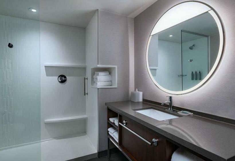 اتاق استاندارد با تخت بزرگ, Courtyard By Marriott Colorado Springs North, Air Force Academy