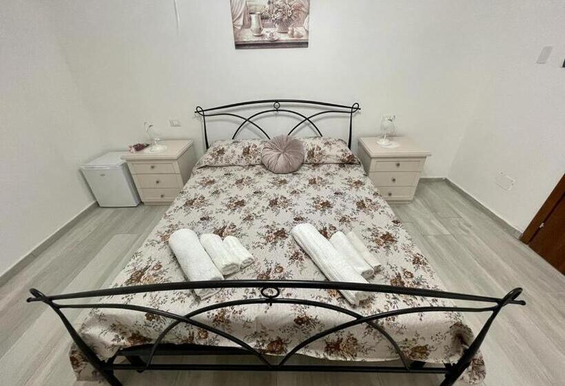Standard-huone, Donnabella House
