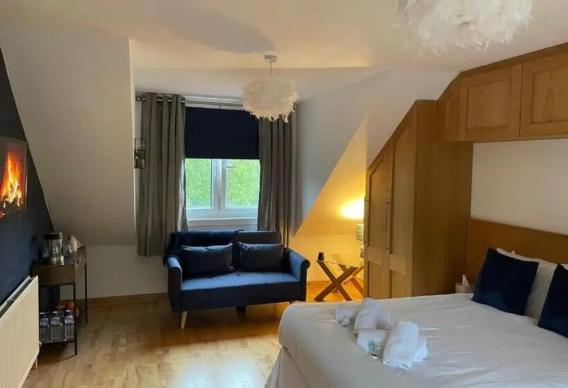 バルコニー付きデラックスルーム, City Stay Scotland