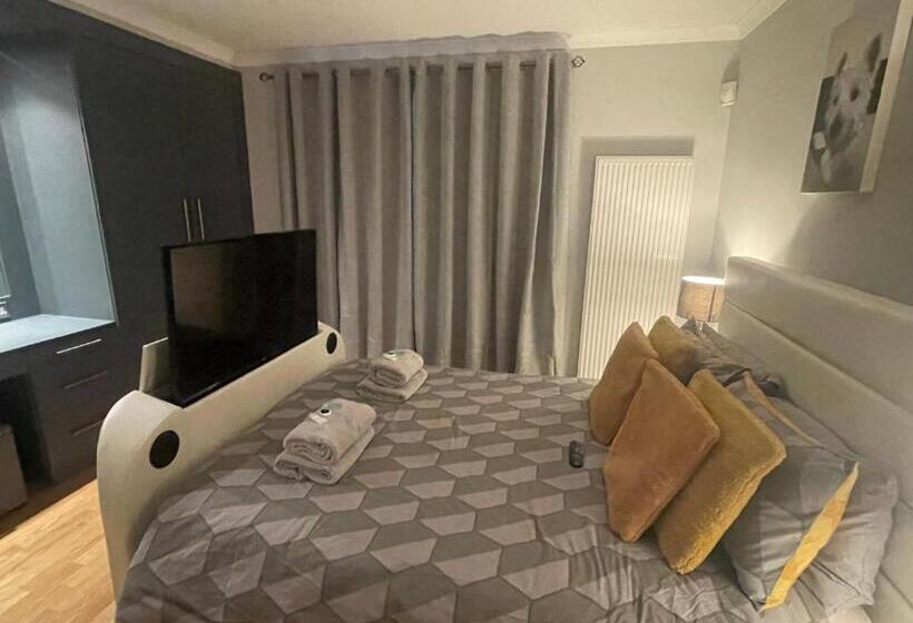 스탠다드 룸 킹사이즈 침대, City Stay Scotland