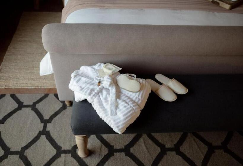 스위트 도시 전망, Grand María