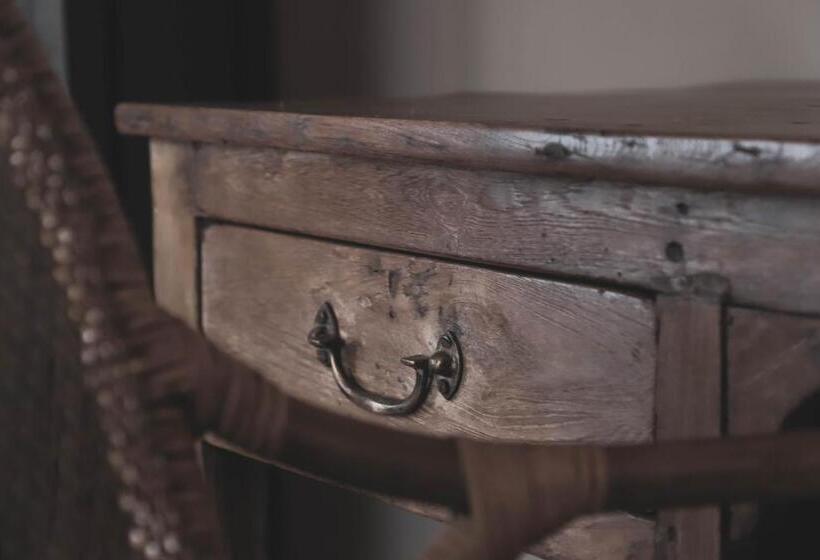 디럭스 룸, Grand María