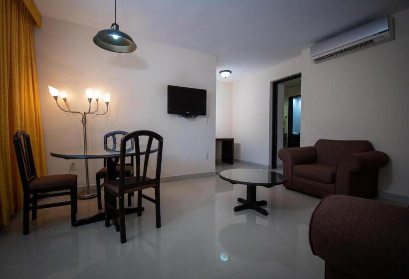 اتاق سوپریور با تخت بزرگ, Eco City Hoteles