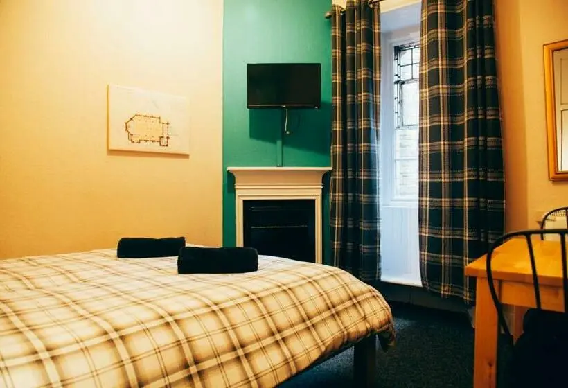 اتاق استاندارد با سرویس بهداشتی مشترک, Belford Hostel