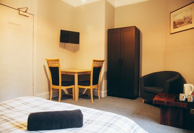 اتاق استاندارد, Belford Hostel