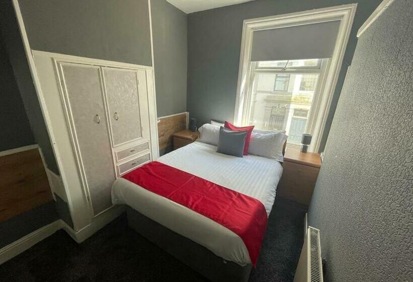 Camera Standard, Km Central Pier