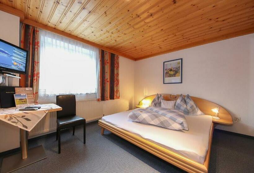 Номер Стандарт, Pension Hauser