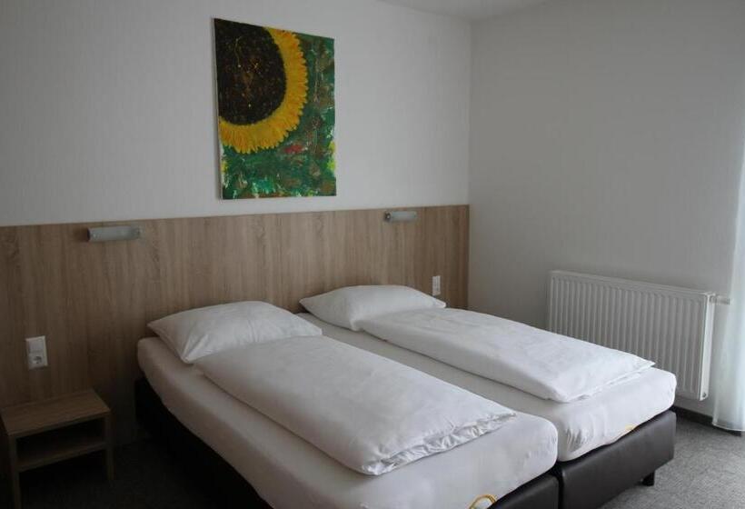 חדר סטנדרט, Bernstein Motel Marchegg