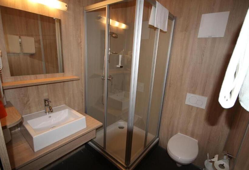 חדר סטנדרט, Bernstein Motel Marchegg