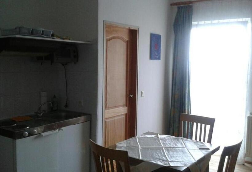 침실 1개 발코니 아파트, Ferienwohnung Apartement Hotel Klippitz Nordost