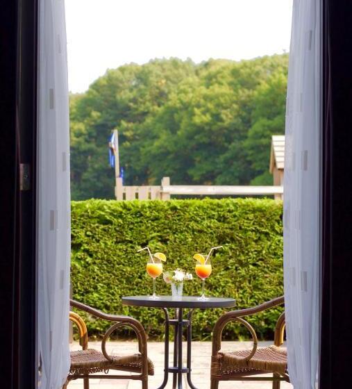 غرفة قياسية مزوَّدة بتراس, De Kruishoeve