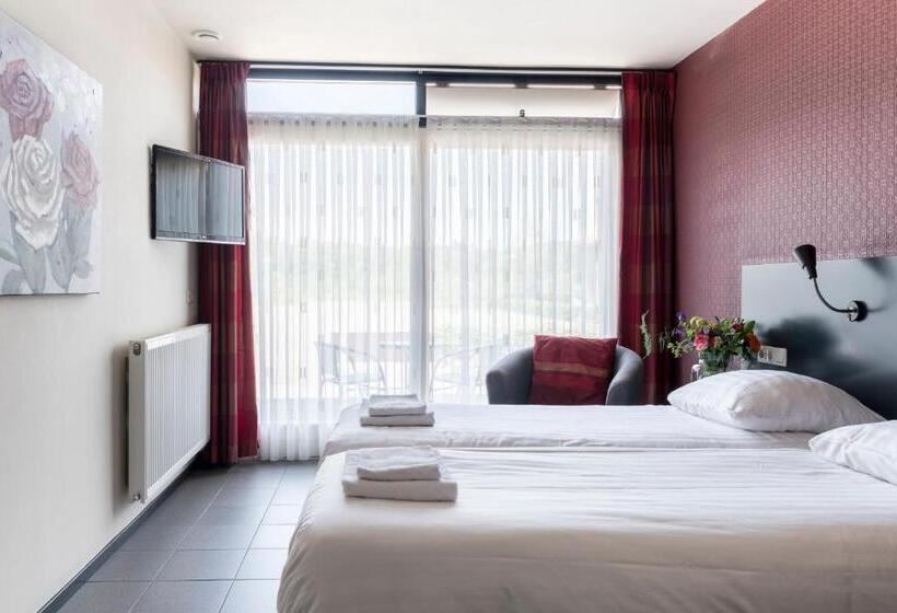 غرفة قياسية مزوَّدة بتراس, De Kruishoeve