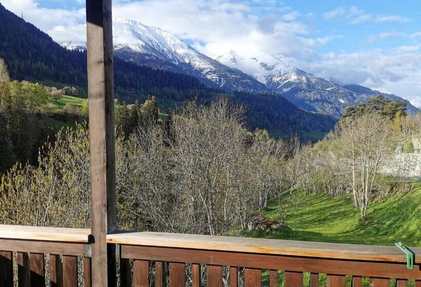 חדר סופריור עם מרפסת, Derby