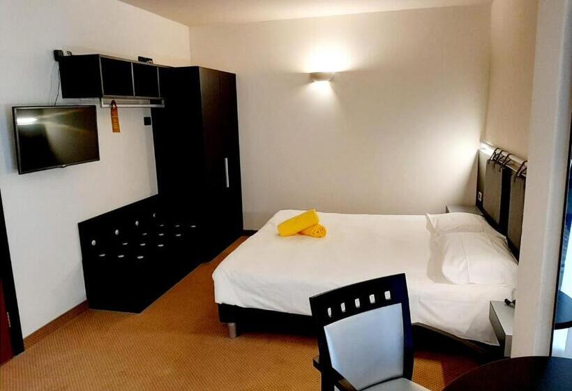 スーペリアールーム, La Perla