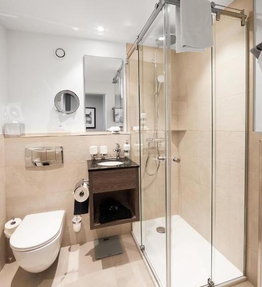 غرفة قياسية, Löwen Am See