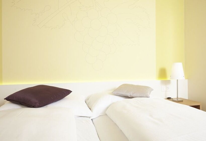 غرفة قياسية, Restaurant Rebstock