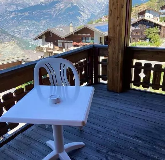 バルコニー付きスタンダードルーム, Restaurant Rothorn