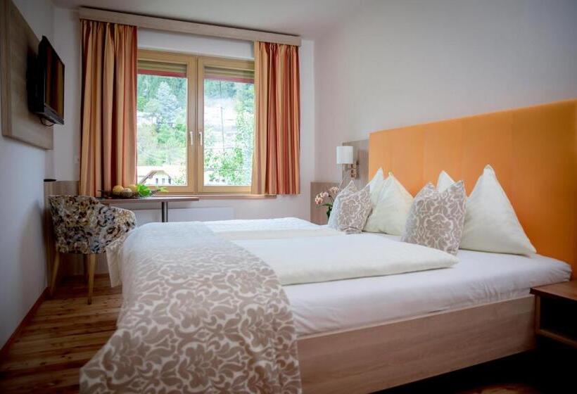 شقة غرفة نوم واحدة مزودة بشُرفة, Restaurant Thadeushof