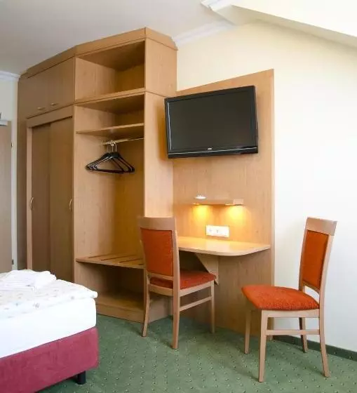 Habitación Cuádruple Estándar, Rosner