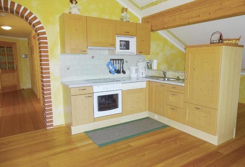 발코니가 있는 2 베드룸 아파트, Sunnhof