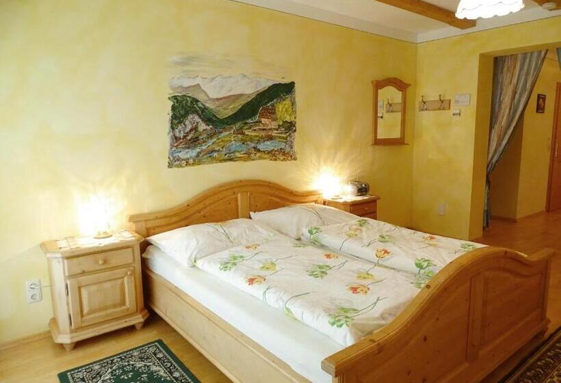 غرفة قياسية مزوَّدة بشُرفة, Sunnhof