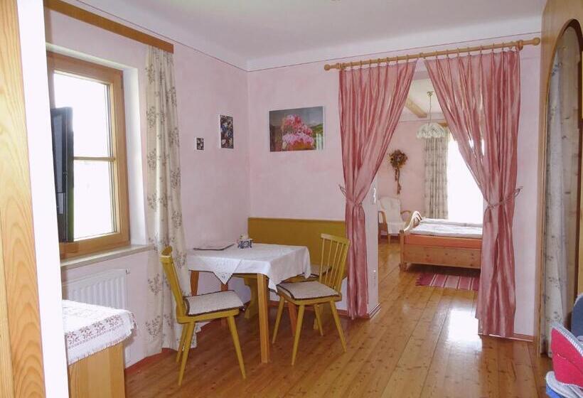 غرفة عائلية, Sunnhof