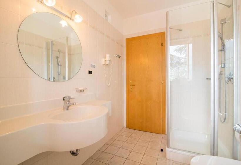 חדר סטנדרט נוף להרים, Weingarten Terlan   Rooms & Breakfast