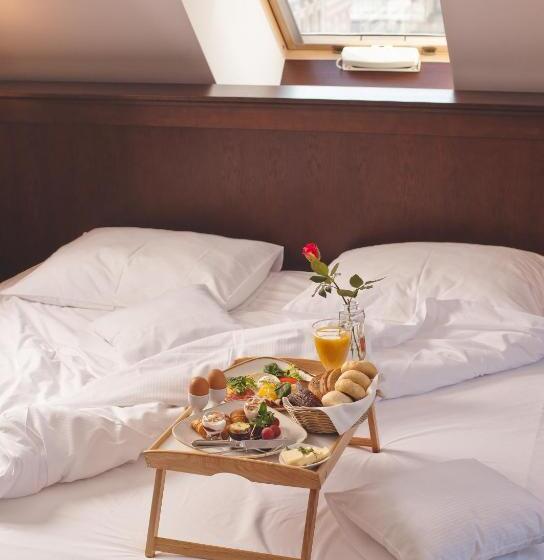 اتاق سوپریور, Wieniawa