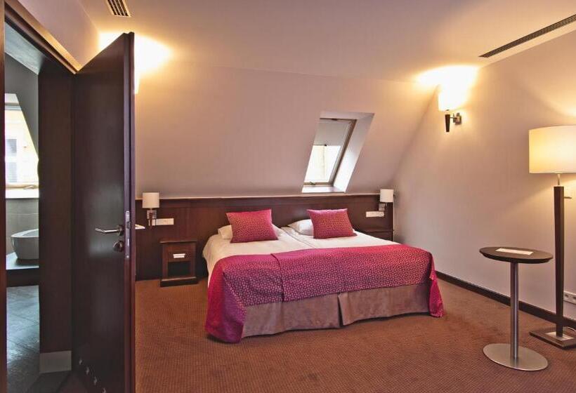 اتاق استاندارد, Wieniawa