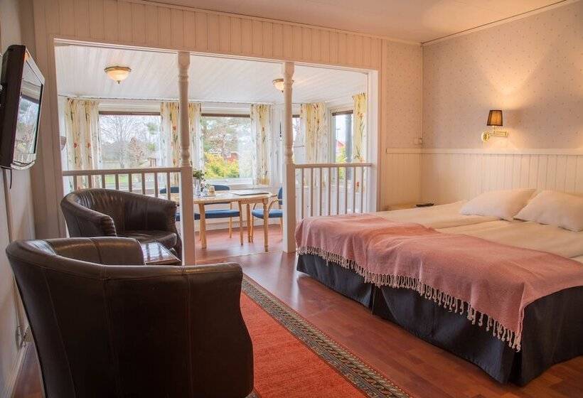 スタンダードルーム, Dinners Mellerud