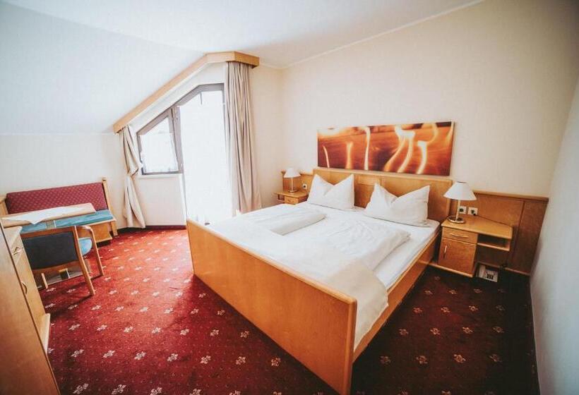 غرفة قياسية, Mein Hotel Fast