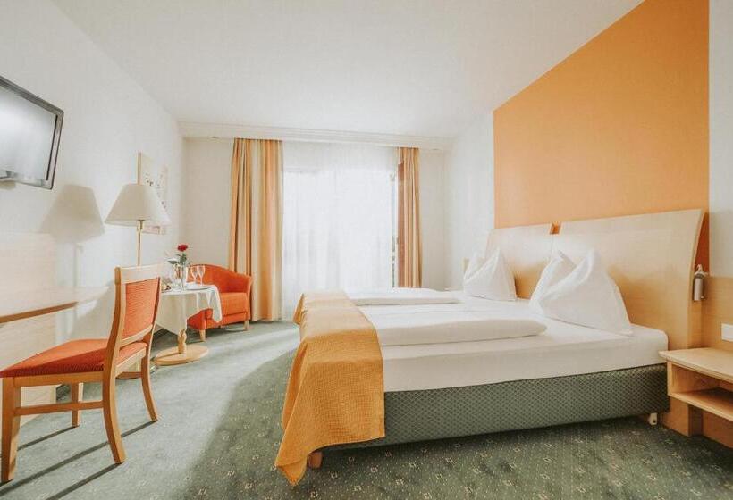Номер Стандарт, Mein Hotel Fast