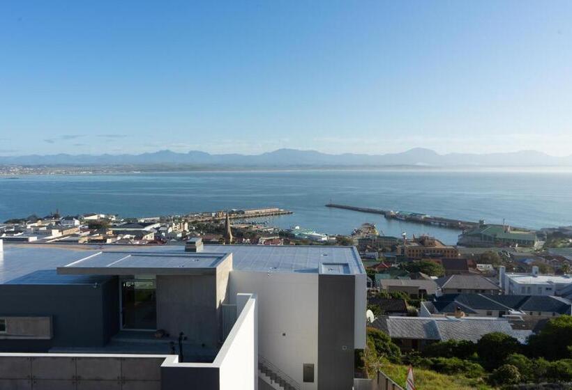 סוויטת פנטהאוז, Bartnique Guesthouse