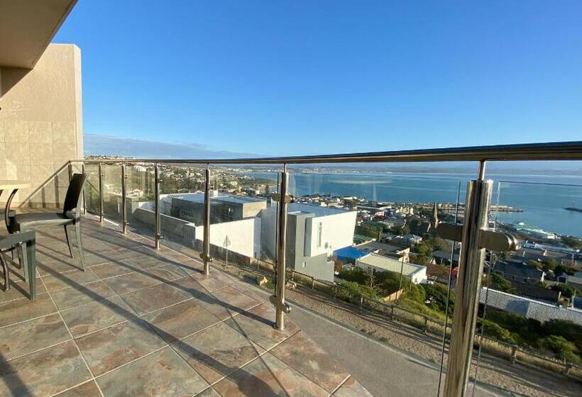 דירת פנטהאוז 1 חדרי שינה, Bartnique Guesthouse