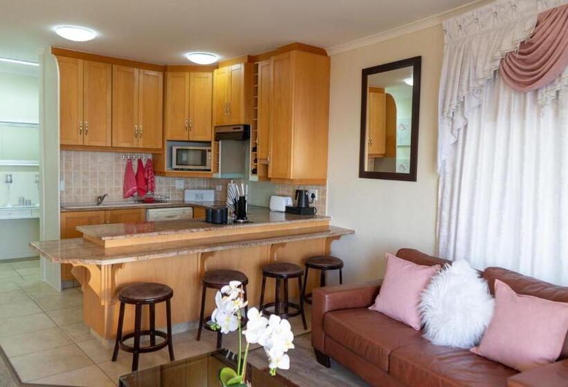 דירת פנטהאוז 1 חדרי שינה, Bartnique Guesthouse