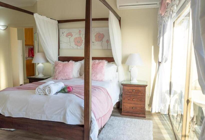 דירת פנטהאוז 1 חדרי שינה, Bartnique Guesthouse