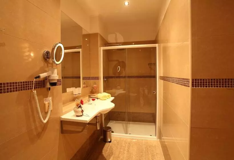 Sviitti, Wellness Hotel Zlatá Lípa