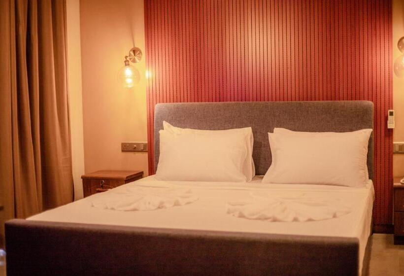 غرفة ديلوكس, Sooriya Wessagiri Resort