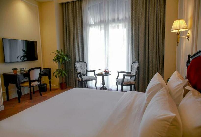 اتاق لوکس, Anim Boutique