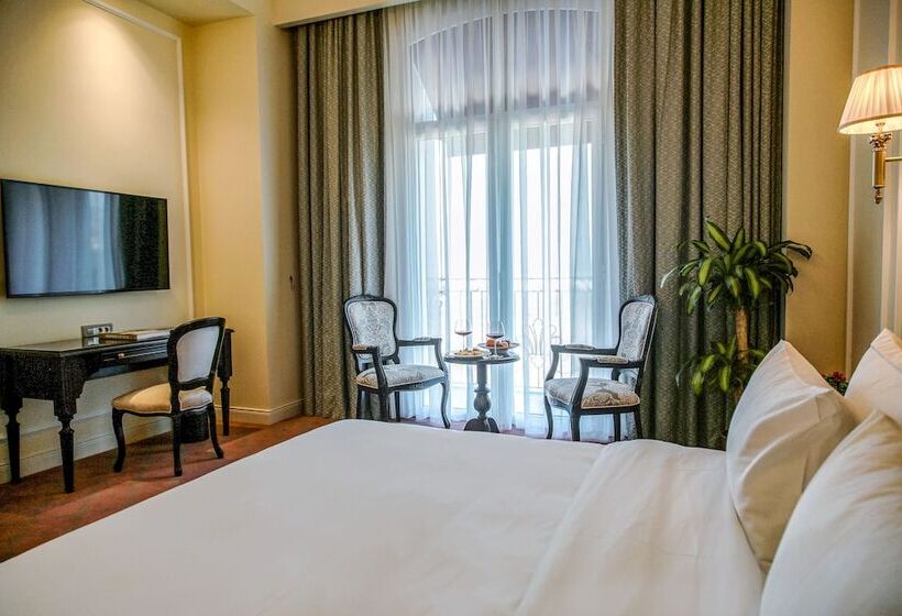 اتاق لوکس, Anim Boutique