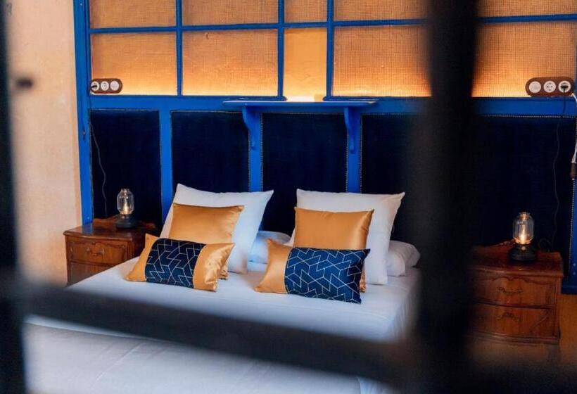 בית, חדר שינה 1, Castell Granadella