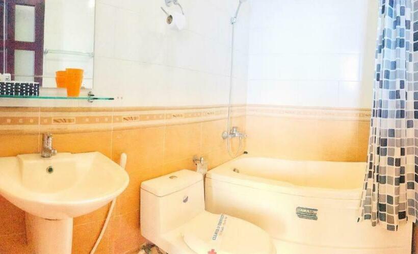 اتاق استاندارد با تخت بزرگ, Whale