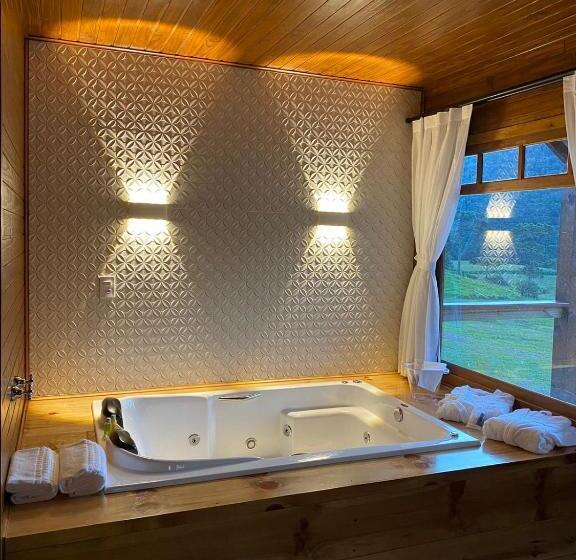 اتاق لوکس, Chão De Estrelas Cabanas